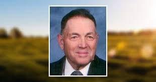 Debra Snook's Instagram, Twitter & Facebook