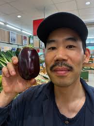 I've finally got around to emptying my record bag from last Sunday's  amazing Bohemia … how did I not play this?