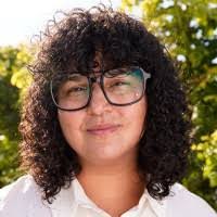 Arelis Espinal's Instagram, Twitter & Facebook