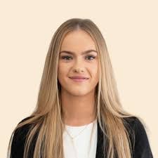 Anna Lindsay's Instagram, Twitter & Facebook