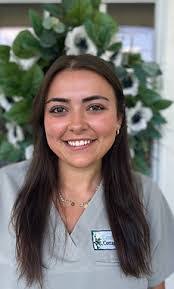 Julia Crouse's Instagram, Twitter & Facebook