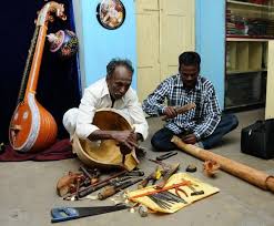 31mp Mamp Veena2 1347032f Jpg 636 526 Indian Musical Instruments Indian Classical Music Musical Instruments