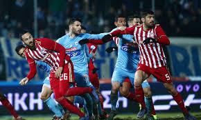 Το γυναικείο τμήμα μπάσκετ του πασ γιάννινα κατάφερε το 2011 να ανέβει από το τοπικό πρωτάθλημα της. Pas Giannina Olympiakos 1 2 Ery8roleykh Epikrathsh Me Lazaro Photos Onsports Gr