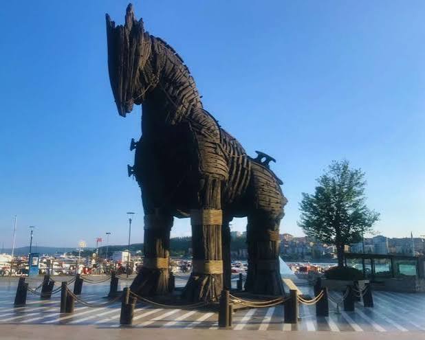 Guide to Visiting the Ancient City of Troy - Wandering Sophia
