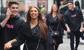 The star, 22, was propelled to fame on the 2020 series of love island. Love Island S Demi Jones Holds Hands With Beau Luke Mabbott After Reuniting With Their Co Stars Daily Mail Online