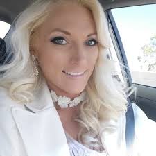 Heather Abair's Instagram, Twitter & Facebook