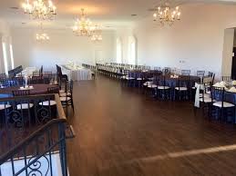 This Is Set For 136 With The Dj In The Corner 5 Rounds Of 12 2 Feastings Of 28 And A Kings Table For 22 Wedding Party And Kings Table Reception Layout Table