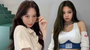 The south korean actress had recently revealed that she was dating theater actor ryu sung jae, which led to rumors that he worked as a male escort. Terus Bela Pacar Han Ye Seul Juga Buka Suara Terkait Gosip Dirinya Pernah Tampar Jennie Blackpink Tribunnews Com Mobile