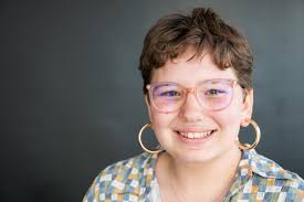 Chicago's Lesbian Bars Vanished For Years, But Sapphic Spaces Are Making A  Comeback