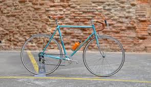Restauration Monsieur Pignon Madame Guidon Velo Peugeot Peinture Velo Bicyclette