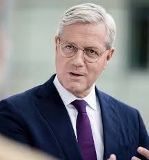 Wir müssen über Geld reden