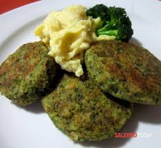 Nel linguaggio di tutti i giorni siamo spesso portati a definire hamburger sia quelli di carne che quelli di verdure o pesce. Burger Di Broccoli E Cannellini La Ricetta E Gli Ingredienti Blog