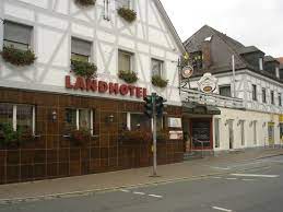 Check spelling or type a new query. Landhotel 3 Kronen Adelsdorf Restaurant Bewertungen Telefonnummer Fotos Tripadvisor