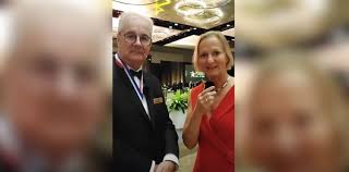 Zwei Industrien im selben Boot