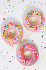 Veröffentlicht am dezember 31, 2019. Seife Selber Machen In Donut Form Originelle Diy Geschenkidee Bastelideen Kindergeburtstag Seife Selber Machen Kindergeburtstag Basteln Madchen