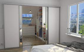 Erfahre hier, welche modelle der platzsparenden. Begehbarer Kleiderschrank Im Schlafzimmer Meine Mobelmanufaktur Meine Mobelmanufaktur