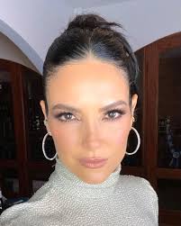 ⚡️GLAM GLAM GLAM ⚡️ Denise Quiñones wearing Shy Creation X-Large Diamond  Hoop earrings! 🇵🇷❤️ #ilovelido #finedesignerjewelry #themallofsanjuan  @muniversepr 💫 #superglam #girlpower #muniversepr⚡️ #bellezaquenosune  Outfit: @stellanolasco 💫