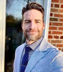 Jeremy Warnick's Instagram, Twitter & Facebook