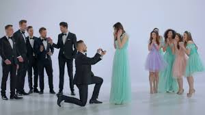 Totodată, acesta a recunoscut că nu a fost convins din prima să accepte propunerea venită din partea pro tv. Vrei SÄƒ Fii Tu Mireasa Inscrie Te Acum Pe Casting A1 Ro Youtube