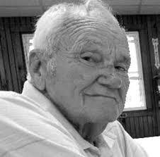 David Weinhardt's Instagram, Twitter & Facebook