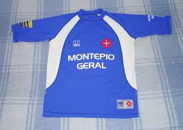 rumeur yaya sithole (belenenses) publié : Belenenses Home Football Shirt 2005 2006
