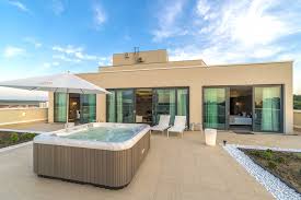 Check spelling or type a new query. Das Vip Appartement Hotel Lotus Therm