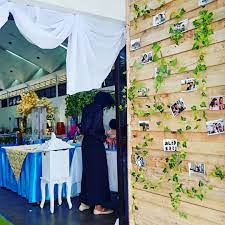 Dekorasi Pintu Masuk Konsep Rustic Wedding Preparation Wedding Fun Slide
