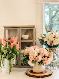In the art of floristry, there is almost a certain prejudice against faux flowers in comparison to fresh ones. 5 Tips To Make Faux Flowers Look Real Hallstrom Home