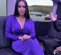 Vanessa bryant has settled the lawsuit she was embroiled in with her mother sofia laine. Vanessa Bryant Reaches Settlement In Lawsuit Filed By Her Mother