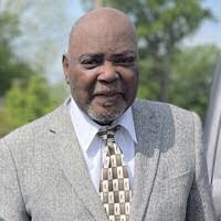 Kimberly Sumlin's Instagram, Twitter & Facebook