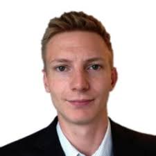 Mitarbeitende von Management Services Helwig Schmitt GmbH