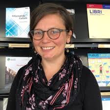 Meredith Voss's Instagram, Twitter & Facebook