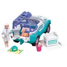 I Loved Animal Hospital Toys So Much I Had A Whole Bucket Full Of The Little Plastic Animals And Various Vehicles Lol Animal Hospital Toys Cool Toys
