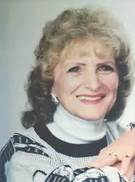 Laura Larson 1934-2022