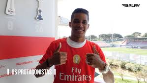 Current season & career stats available, including appearances, goals & transfer fees. Primeira Parcela So Em 2021 Pagamento De Benfica Por Pedrinho Segue Enroscado
