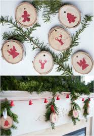 Fensterdeko zu weihnachten und einige bastelideen. Christbaumschmuck Basteln Naturmaterial Deko Kaminsims Weihnacht Basteln Mit Naturmaterialien Weihnachten Basteln Mit Kindern Einfach Basteln Weihnachten Natur