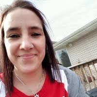 Ashley Munson's Instagram, Twitter & Facebook