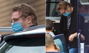 Liam neeson lifestyleactor liam neeson, in full william neeson, was born on june 7, 1952 in ballymena, northern ireland. Liam Neeson Dons A Face Mask As He Arrives On The Set Of His New Movie Blacklight In Melbourne Daily Mail Online