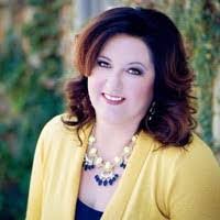 Annette Evangelista's Instagram, Twitter & Facebook