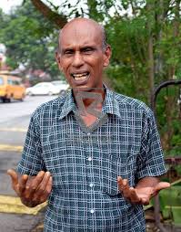 Gerai anuar kari kepala ikan adalah sangat terkenal dan famous untuk makan tengahari di bangsar. Bernama Hidangan Murah Gerai Bawah Pokok Di Bangsar