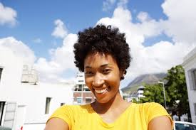 So, they have a lot of the same really good benefits, but with a heated dryer you just have more of that dry heat factor, explains toregano. Best Hair Steamers For Natural Hair Professional And Handheld Options