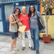 Hilda lizarazu (exvocalista de suéter que había ingresado a la banda para la gira internacional en 1989/1990) y carlos garcía lópez comenzaron un grupo. Zorro Von Quintiero Auf Twitter La Foto Que Faltaba Del Bambino A Bernard Fowler Los Rolling Stones Son Magia Sic Sic Https T Co Sxmmd30f5y
