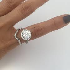 2 Carat Cz Solitaire Halo Engagement Ring With Matching Curved Band Br Cz Sparkle Jewelry Solitaire Halo Engagement Ring Sparkle Jewelry Bridal Set Silver