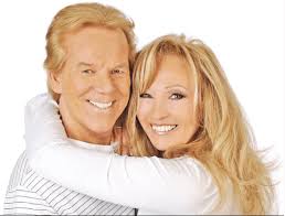 Judith und Mel Vermögen: Zwischen 1 und 5 Millionen Dollar