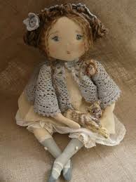 I wish i could find a pattern for this doll. Le Jardin Des Farfalous Poupees Souples Poupees Faites A La Main Poupee Chiffon