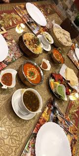 تاج محل تبوك مطعم