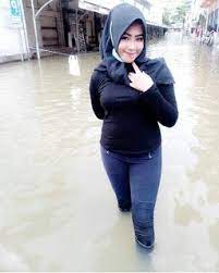 Pin Di Tudung Awek