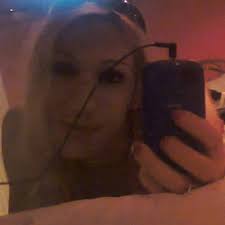 aimee rios (@gitana270)