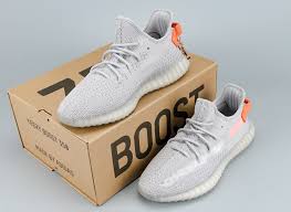 Adidas Yeezy Boost 350 V2 Tail Light Fx9017 In 2020 Yeezy Adidas Yeezy Boost Adidas Yeezy