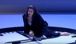 Once a cleaning lady at the famed mariinsky theater, soprano netrebko has risen to the highest echelons of opera. Der Addio Del Passato Von Anna Netrebko In Salzburg 2005 Memento Mundi Reiseandenken